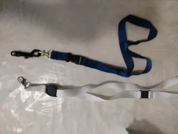 2 cordons mousqueton