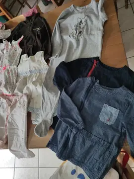 lot vêtements fille 12 à 36 mois