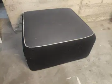 gros pouf tissu