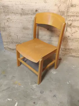 chaise basse