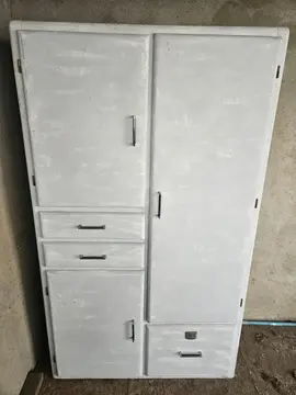 Meuble ancien / vaisselier / placard