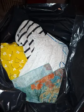 gros sac vetement taille 48/50