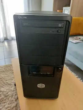 PC fixe (tour + clavier)