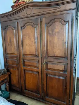 armoire (et lit)