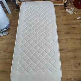 matelas ressorts 90x190