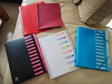 trieurs, classeur souple et protege cahier