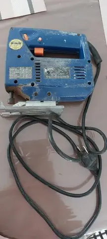 Scie sauteuse à réparer