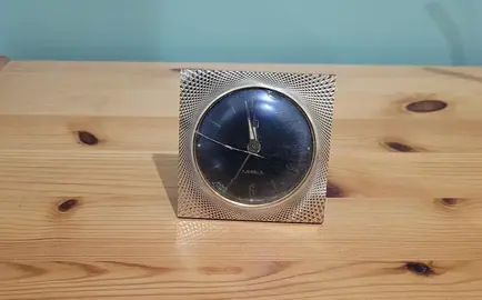 Réveil en métal Jewels