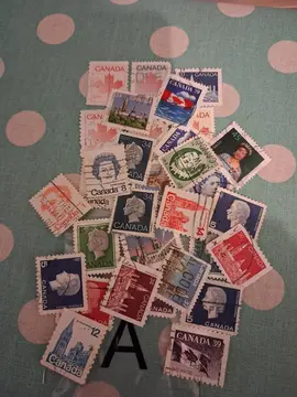 Lot A timbres Canada