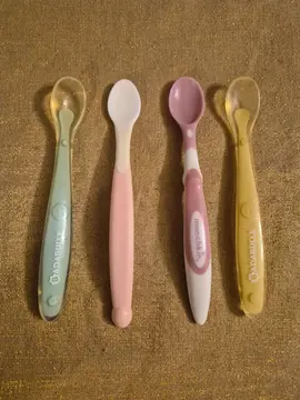 cuillère bébé
