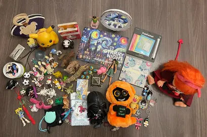 Bibelots, figurines et autres… chambre d’ados