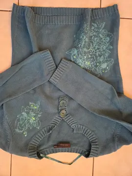 pull femme 42/44 très bon état