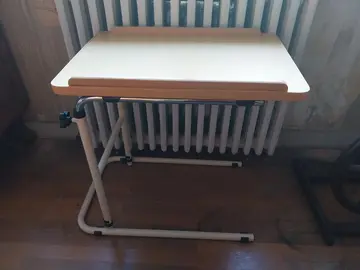 Petite table réglable blanche (inclinaison hauteur)