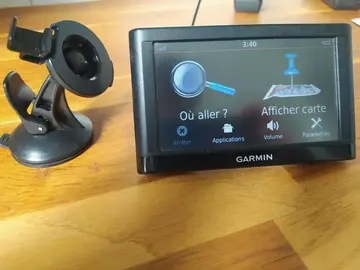 GPS pour voiture avec ventouse