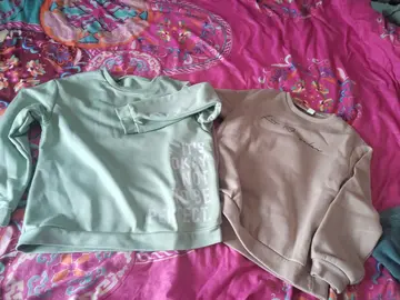 lot deux sweat enfant taille 11/12 ans