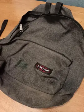 Pochette à réparer