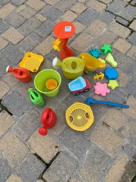 jouets jeunes enfants