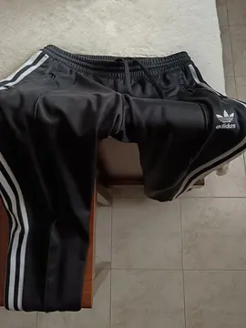 Prêt divers vêtements à jh de petit gabarit