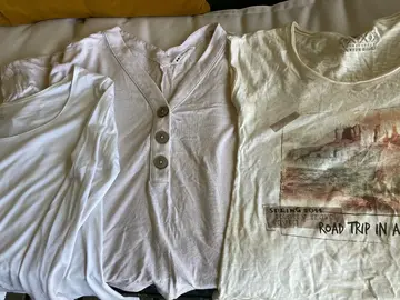 lot 3 T shorts taille S