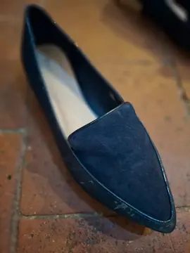 Paire de ballerines pointues type "mocassin" pointure 40