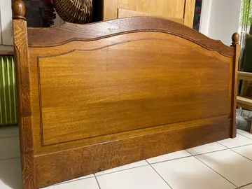 tête de lit en bois