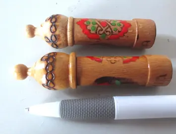 DEUX MINI TUBES PARFUM DE BULGARIE