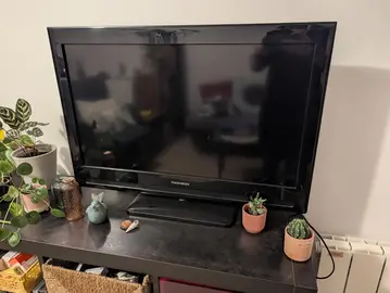 Téléviseur 32pouves (81cm )