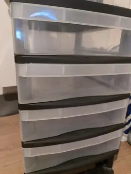 meuble tiroir en plastique