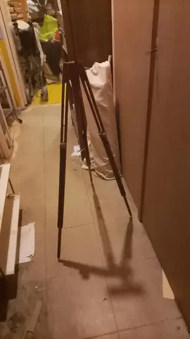 Chevalet en bois pliant