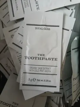 lot dentifrice une trentaine 1 sachet 2 brossage