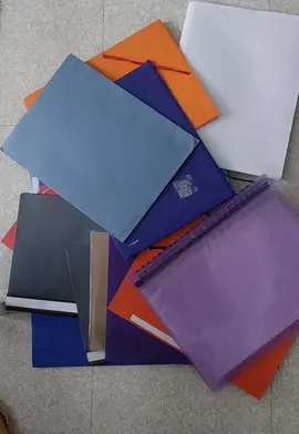 lot fourniture pochettes diverses