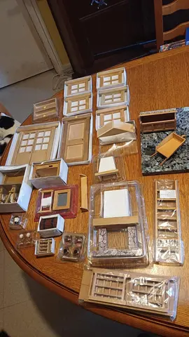 elements maison de poupée