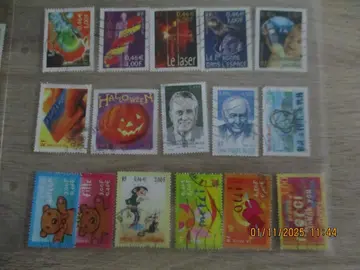 16 timbres oblitérés France 2001