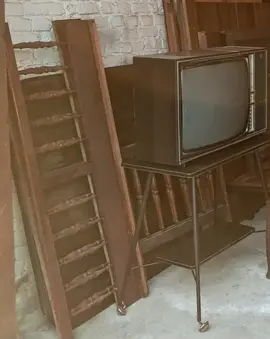 Lit pour bébé à barreaux