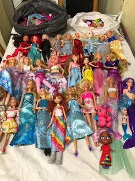 lot de 25 barbies