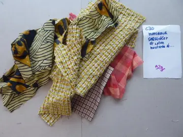 C30 morceaux de seersucker et cotons, moutarde…