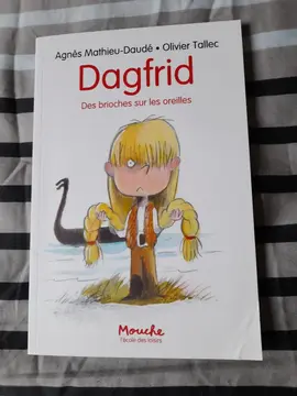 Petit livre école des loisirs