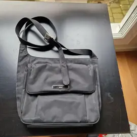 sac a main noir en tissu Esprit