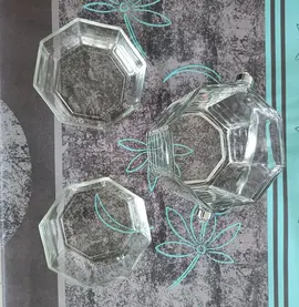 bac à glaçons et 2 ramequins en verre assortis