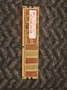 BARRETTE DDR RAM 256MB 266MHz MT9V00T13272G-265C3