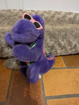 Peluche dinosaure fantaisie