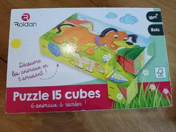 Puzzle 15 cubes bois