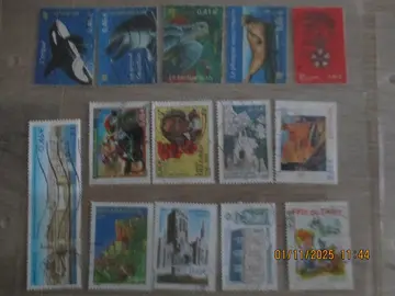 15 timbres oblitérés France 2002