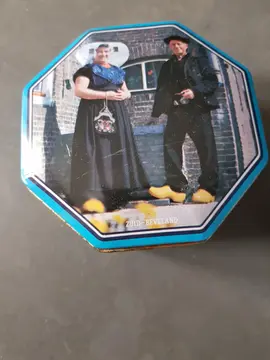 1 boîte et 1 pot pour plante