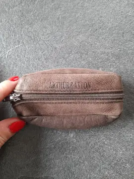 Petit porte monnaie en cuir