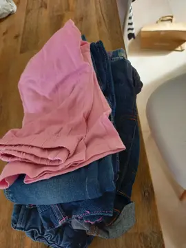 pantalons fillettes 3, 4 ans