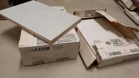 lot de carrelage mural