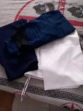 2 palazzo et un leggings taille 50