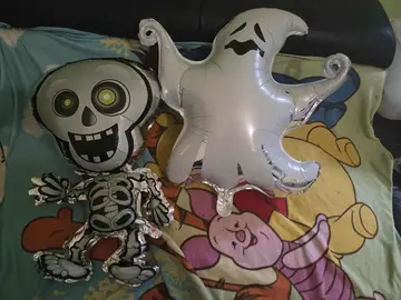 Ballons squelette et fantôme