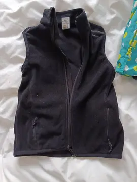 gilet polaire sans manche 6ans